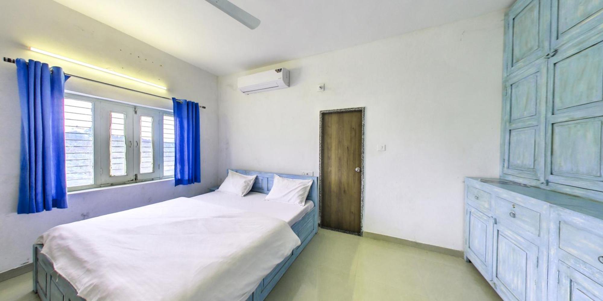Shikhar Bunglow - A Stunning Valley View Bungalow In Mount Abu Bed & Breakfast Dış mekan fotoğraf